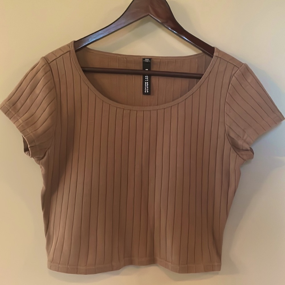 Design lab cropped top